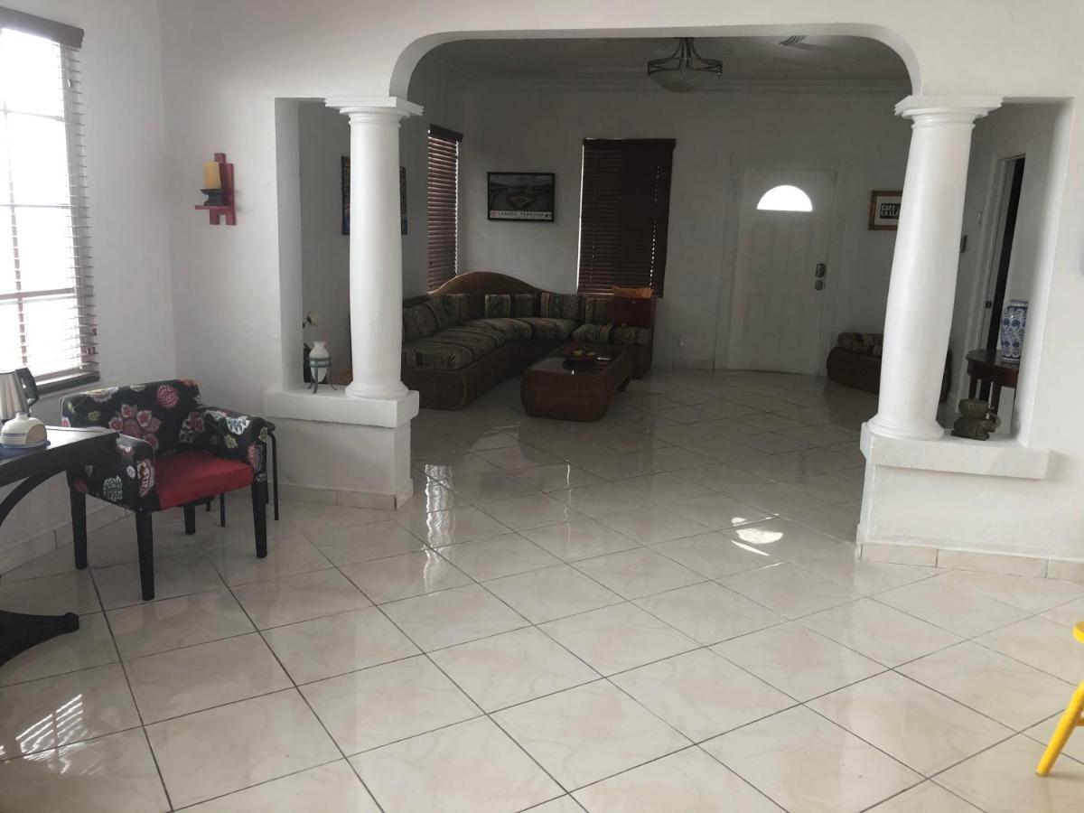 Private Suite Next To Calle Ocho Miami Kültér fotó