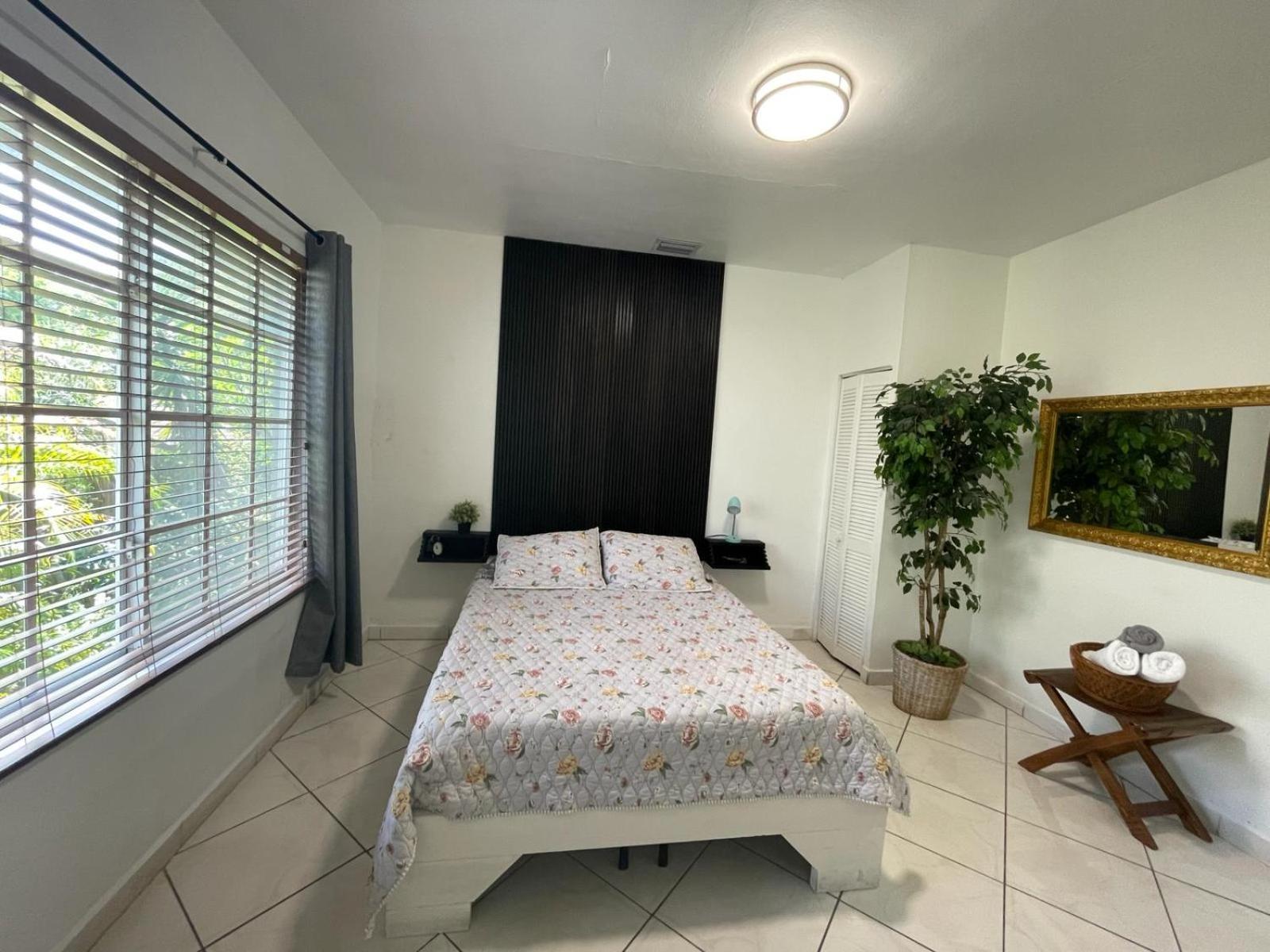 Private Suite Next To Calle Ocho Miami Kültér fotó