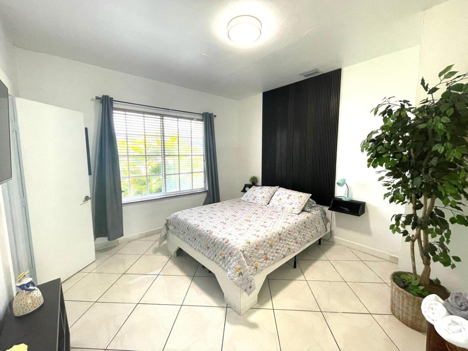 Private Suite Next To Calle Ocho Miami Kültér fotó
