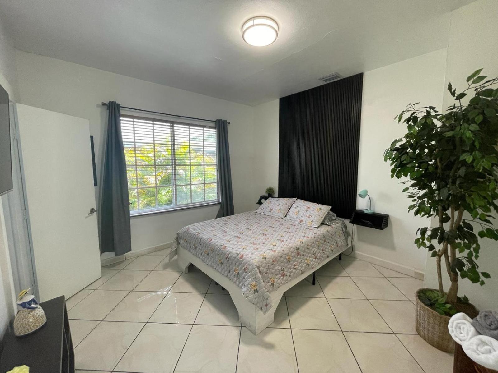 Private Suite Next To Calle Ocho Miami Kültér fotó