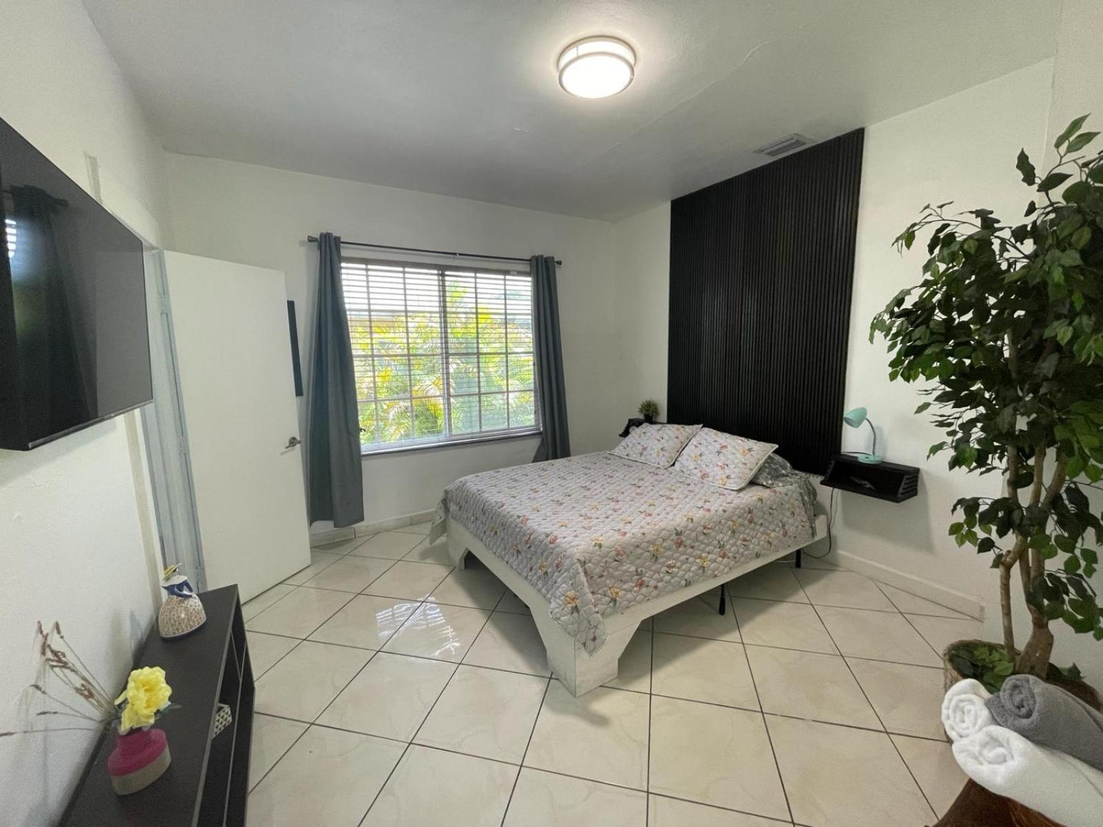 Private Suite Next To Calle Ocho Miami Kültér fotó