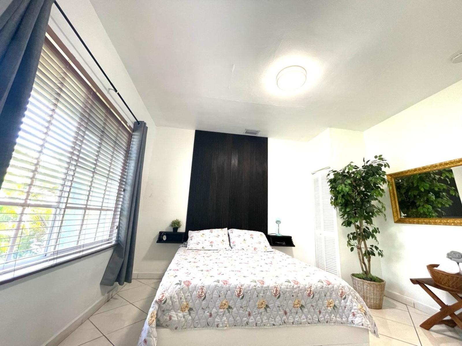 Private Suite Next To Calle Ocho Miami Kültér fotó