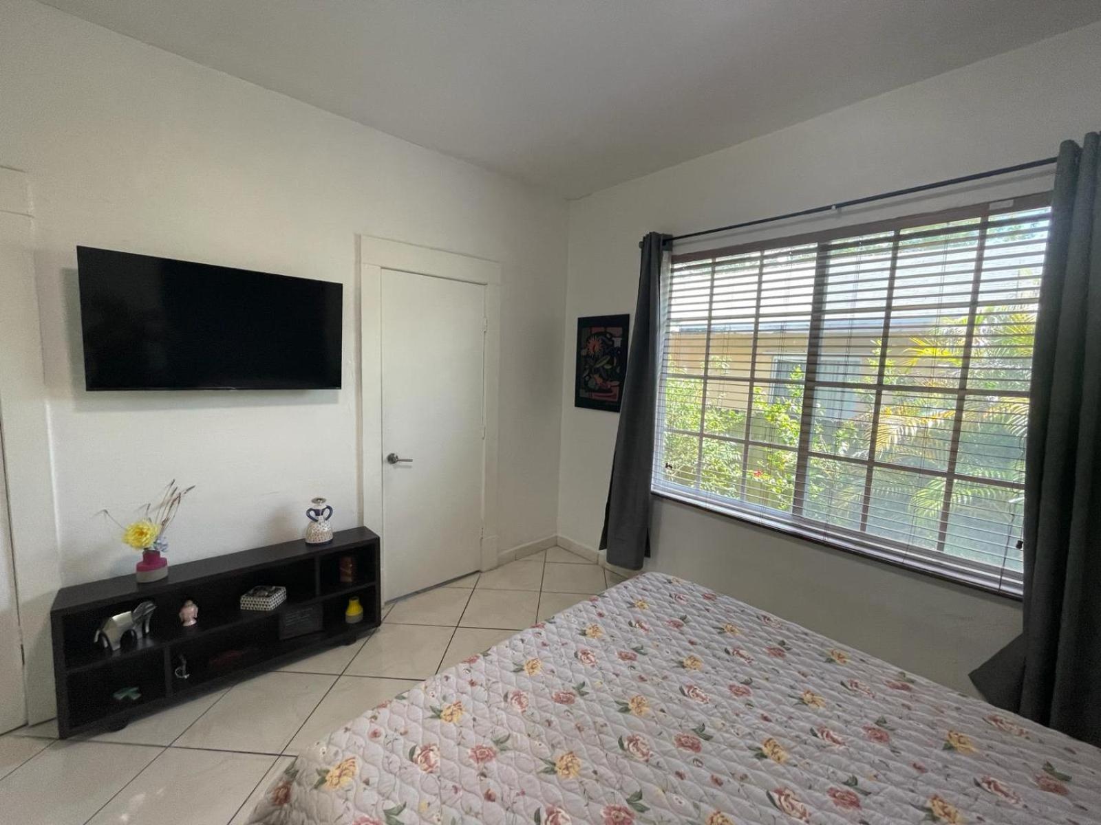 Private Suite Next To Calle Ocho Miami Kültér fotó