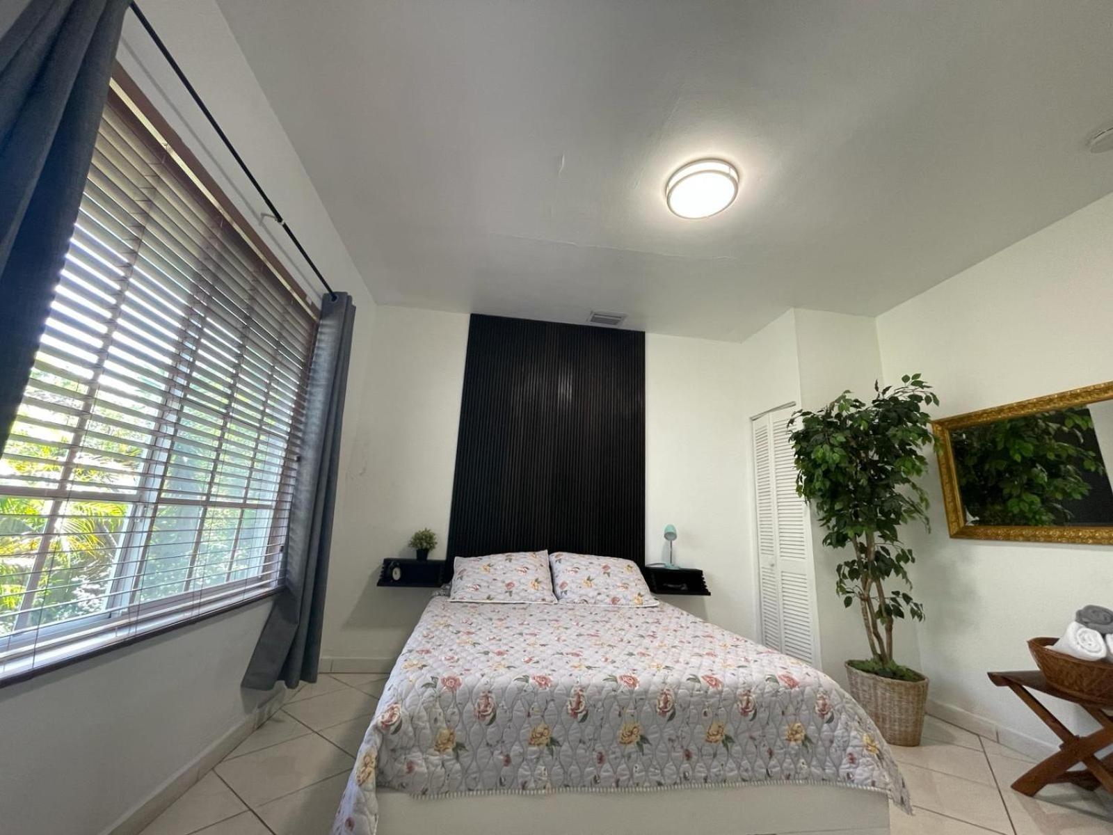 Private Suite Next To Calle Ocho Miami Kültér fotó